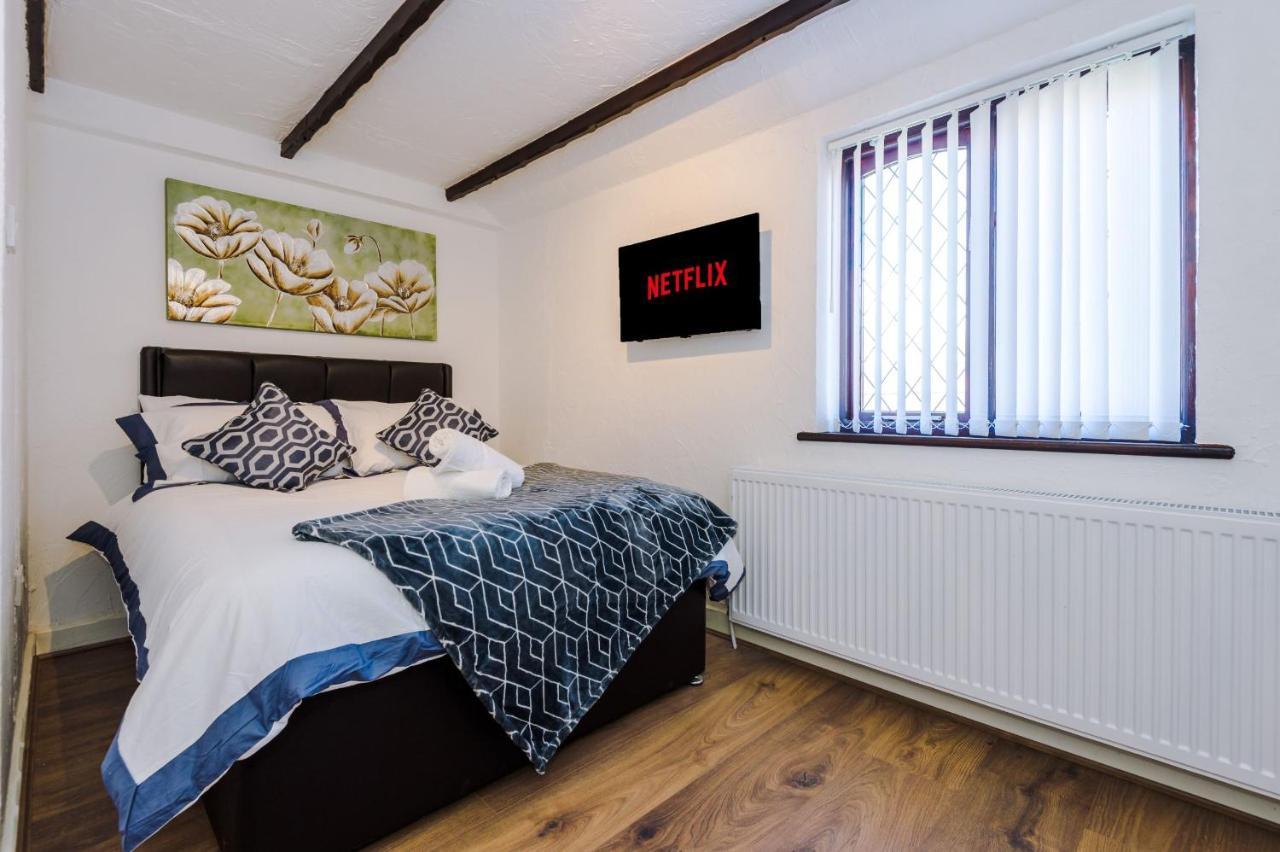 Sunshine Cottage By Happy Sunshine Stay Golborne Extérieur photo