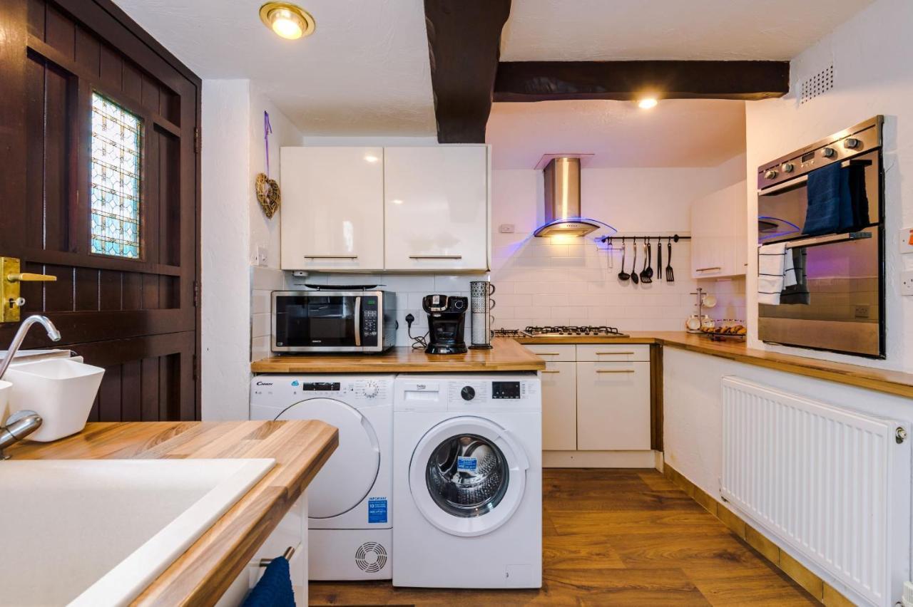 Sunshine Cottage By Happy Sunshine Stay Golborne Extérieur photo